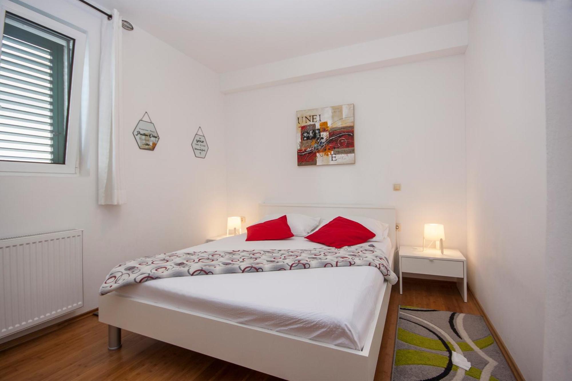 Apartments Alisa 브로다리카 외부 사진