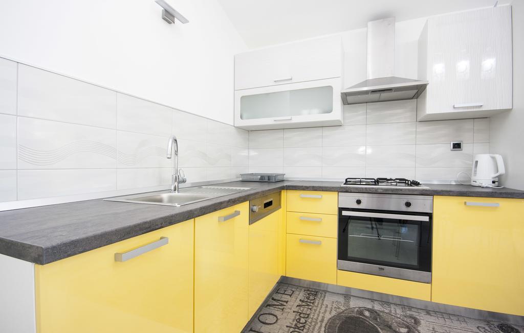 Apartments Alisa 브로다리카 외부 사진